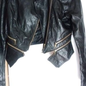 Women's Pre Owned Black Silver Cropped Jacket By Boy Meets Girl.